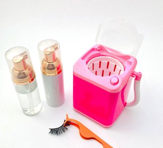 Eyelash cleaner